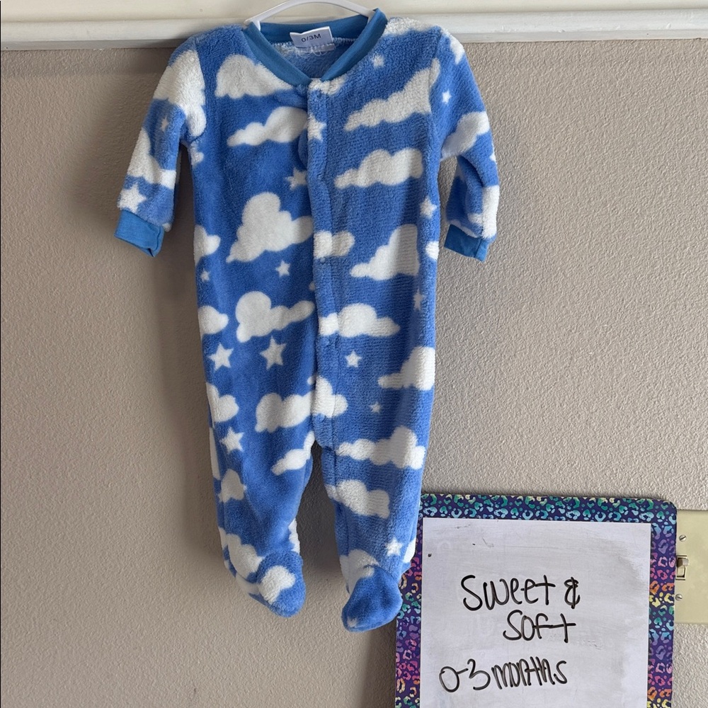 Cozy Cloud Print Kids Footie Pajamas